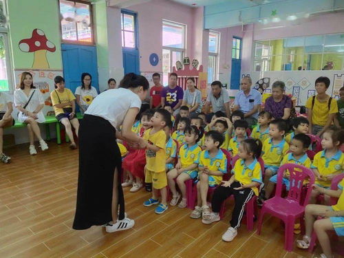 紅歌唱響中國夢,濃情點亮中秋節(jié) 金蘋果五園