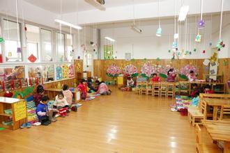 南寧市隆安縣金蘋果幼兒園