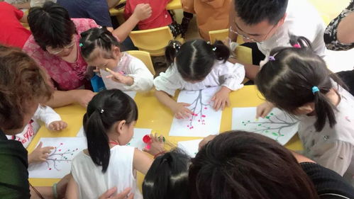 相約秋季,見證成長 金蘋果幼兒園小班組半日家長開放日活動