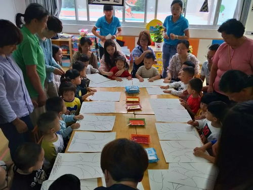 相約秋季,見證成長(zhǎng) 金蘋果幼兒園小班組半日家長(zhǎng)開放日活動(dòng)